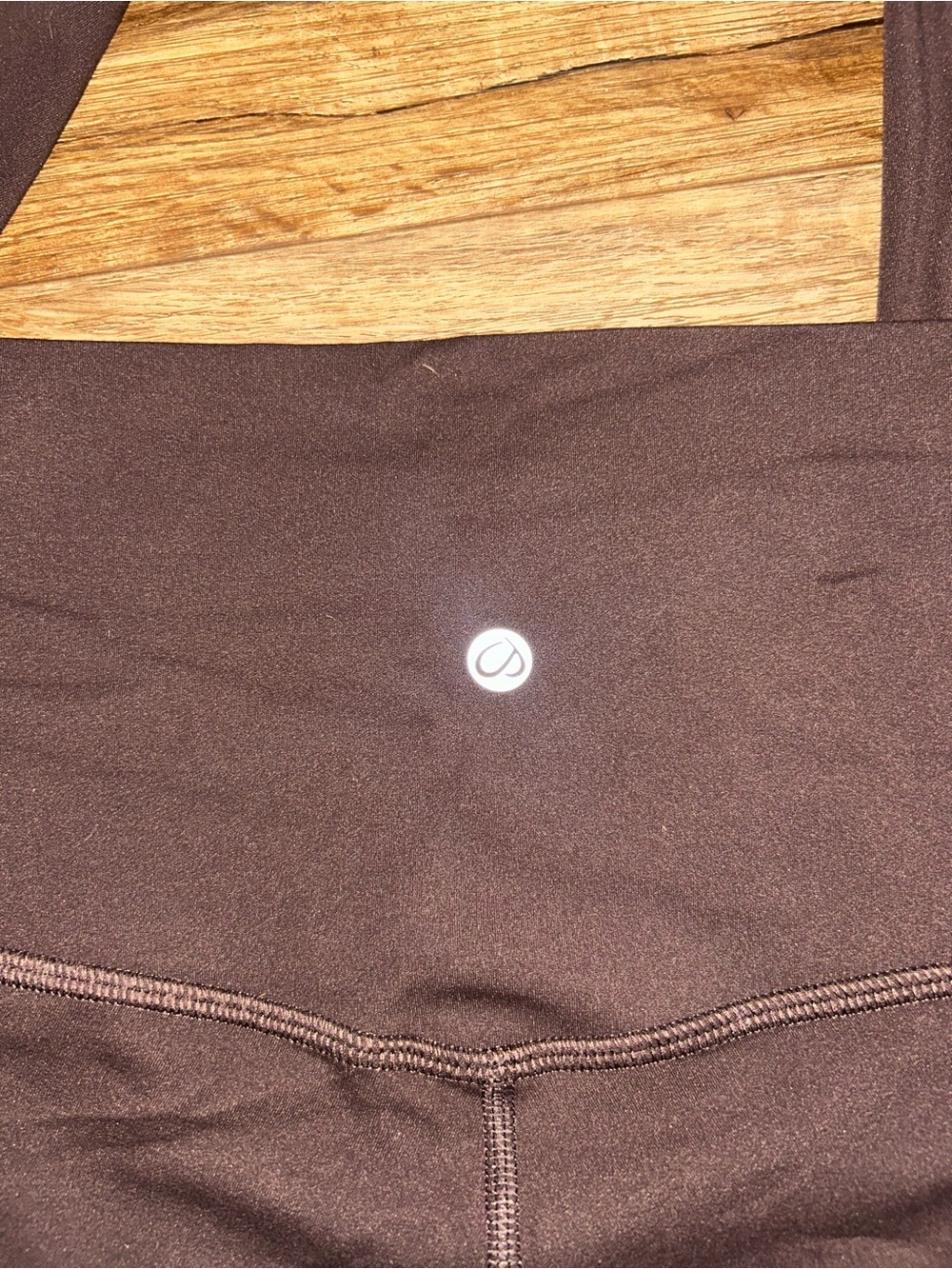 CRZ YOGA Butterluxe High-Waist No Front Seam Brown 25 inch Leggings- size medium - Picture 5 of 5